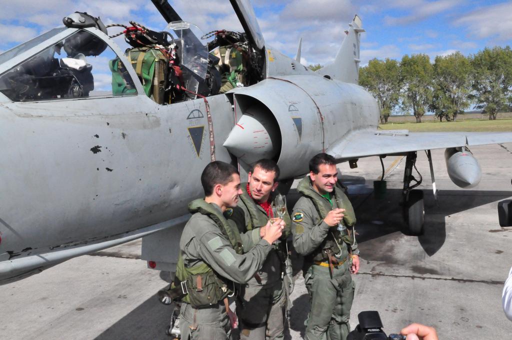 NUEVOS PILOTOS MIRAGE