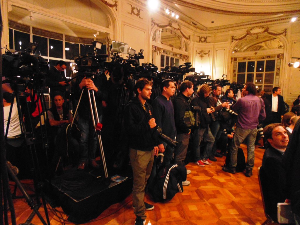 Expectativa, cadena nacional alternativa...